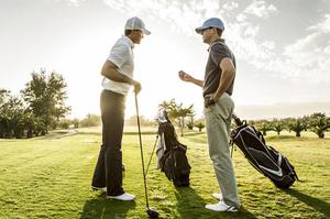 Lựa chọn trang phục chơi golf sao cho chuẩn?